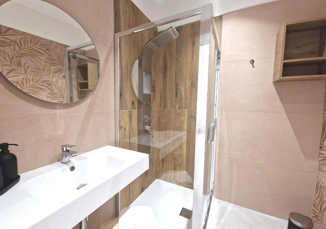 B&B Tra Le Vie Del Borgo Vieste Eksteriør billede