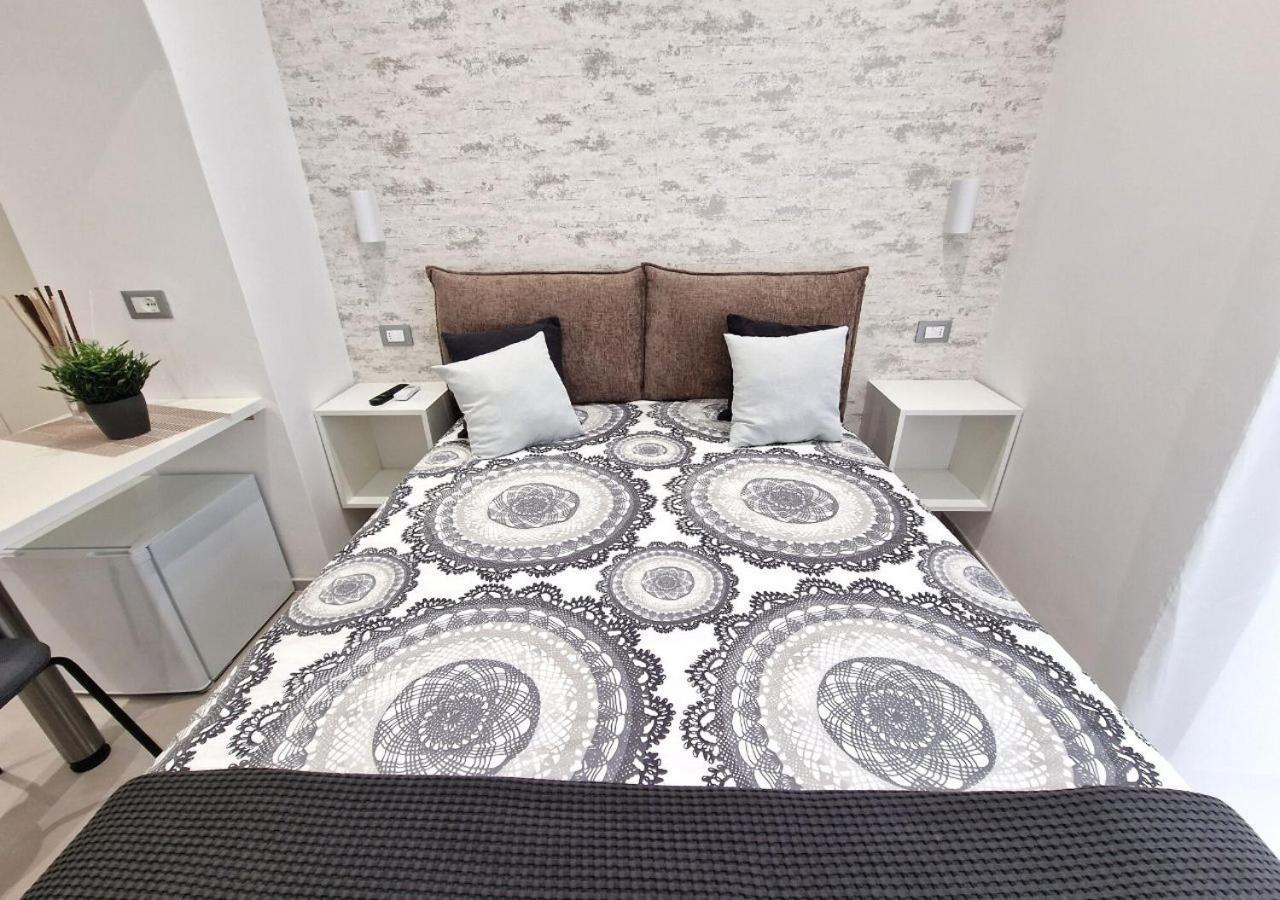 B&B Tra Le Vie Del Borgo Vieste Eksteriør billede