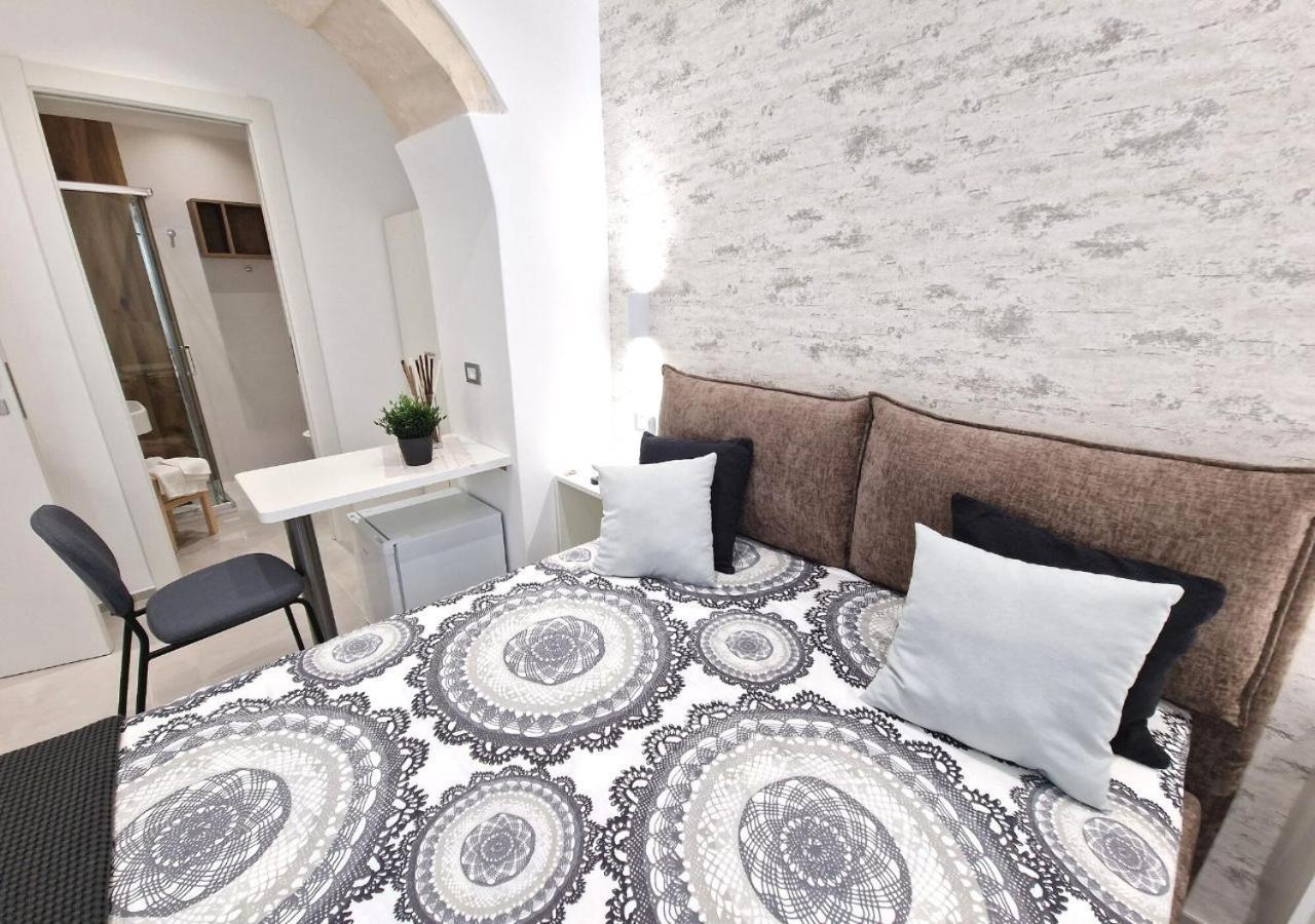 B&B Tra Le Vie Del Borgo Vieste Eksteriør billede